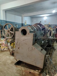 9 feet heavy duty lathe machine for sale