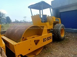 Soil compactor Rental Facility Availble